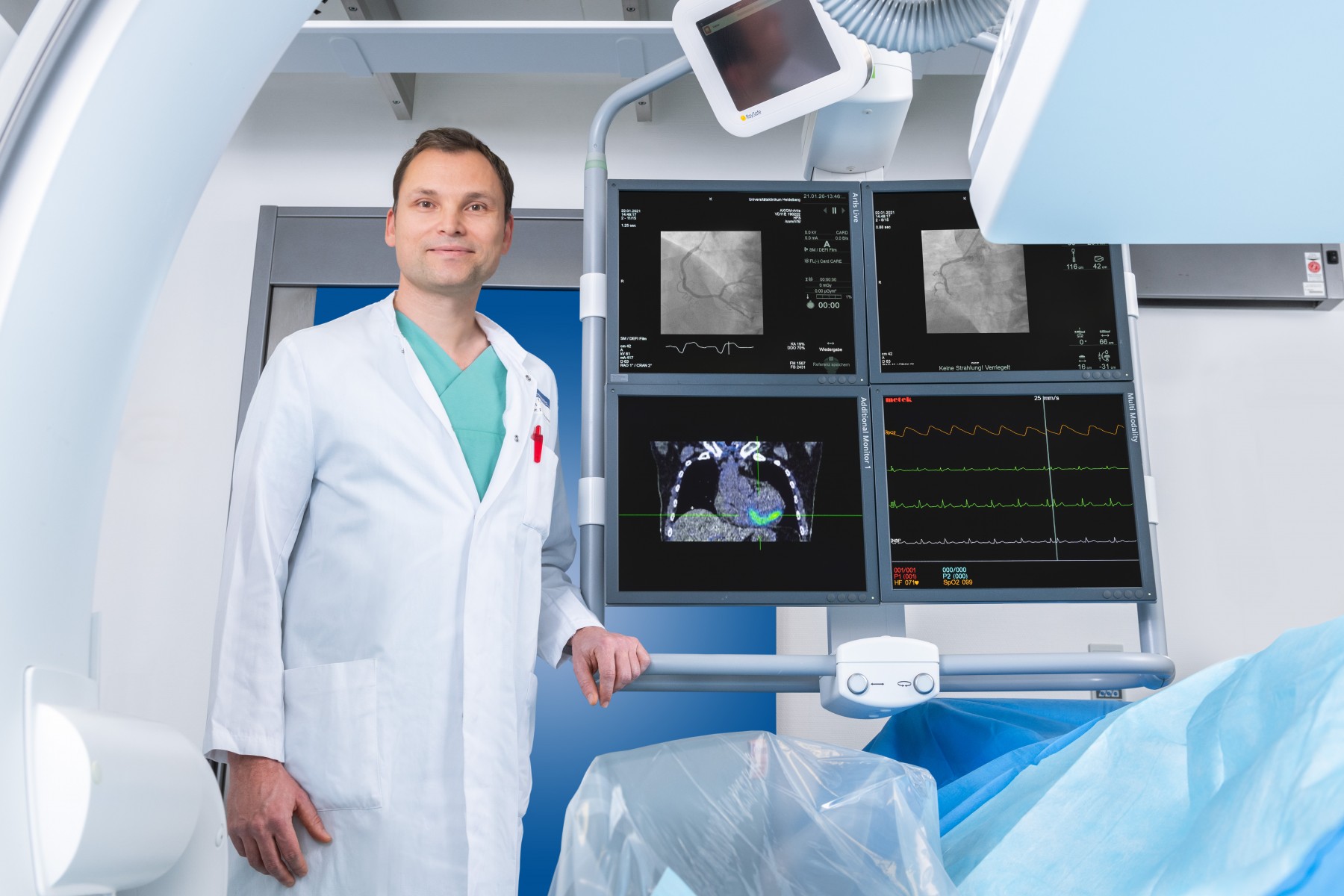 Prof. Florian Leuschner in the cardiac catheterisation laboratory.